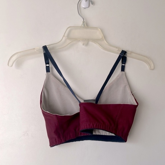 Nike Dri Fit Burgundy Navy Sports Bra M - Picture 4 of 4